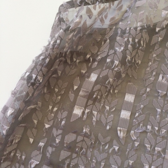 American Eagle Outfitters Sheer Textured Sleeveless Top Gray XS - Picture 3 of 9